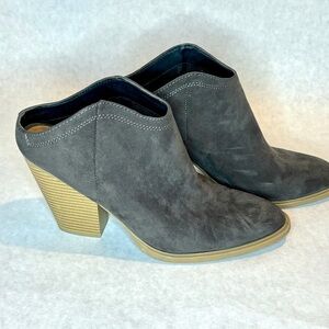 DV for Target Dolce Vita Woman’s Grey Mules Backless Shoes Boots Size 9.5 Bootie